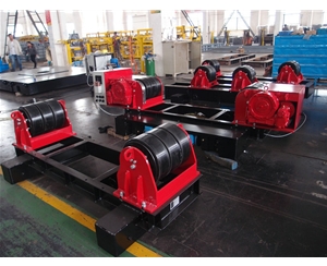 組對(duì)接長滾輪架